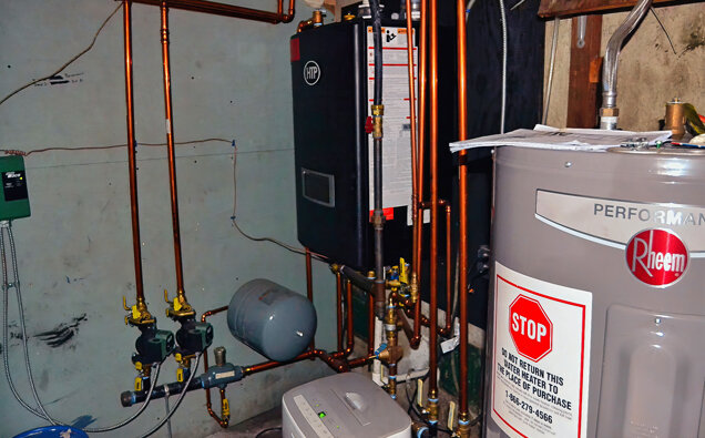 https://hamiltonhillhotwater.com.au/uploads/2025/06/electric-hot-water-system-58729.jpg