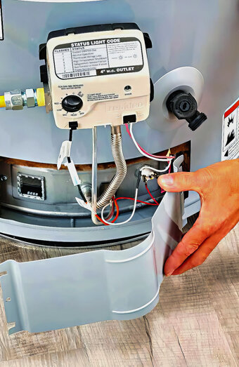 https://hamiltonhillhotwater.com.au/uploads/2025/06/hot-water-servicing-80722.jpg